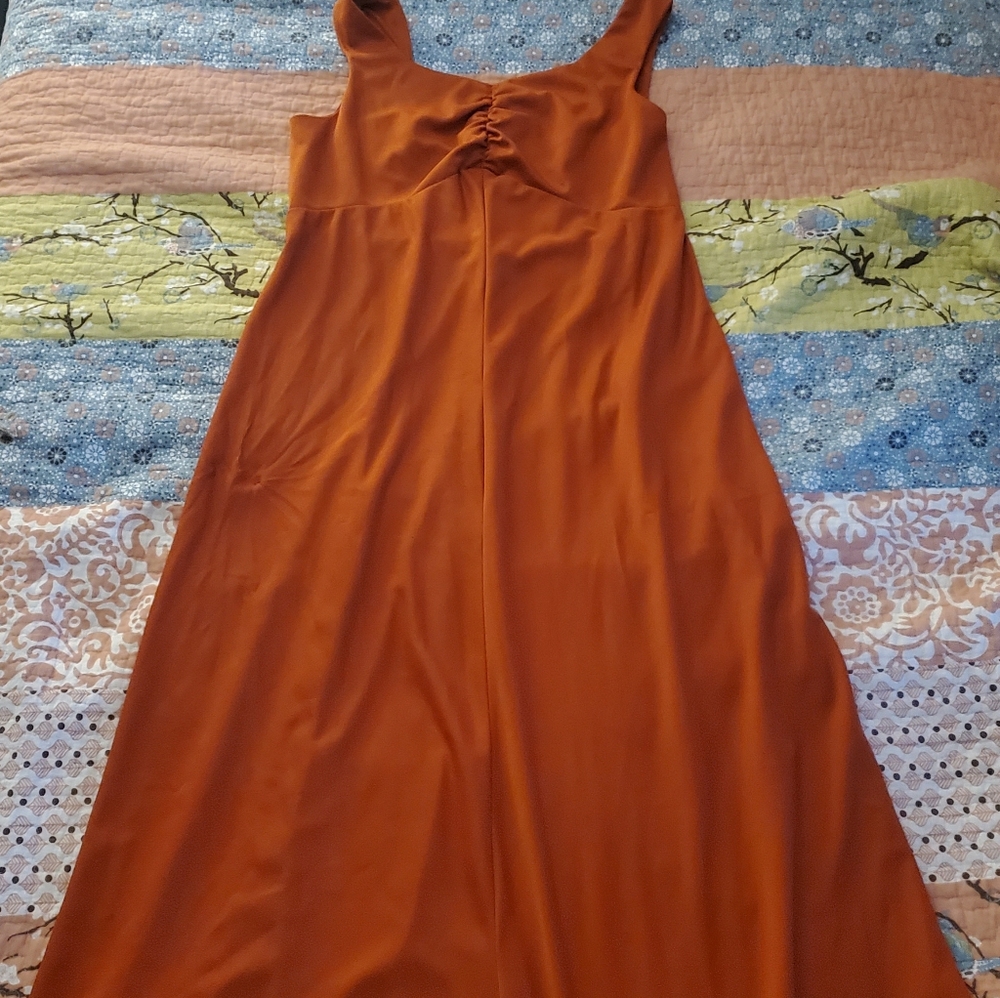 Vintage 1970s size 8 floor length gown.
